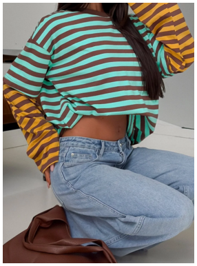 Mixed stripe layered top